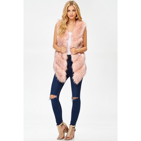 ⭐️HOST PICK⭐️ Fabulous Pink Faux Fur Vest - Picture 6 of 8